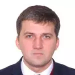 Ukrainian Alliance Чоловік у костюмі представляє Український Альянс.